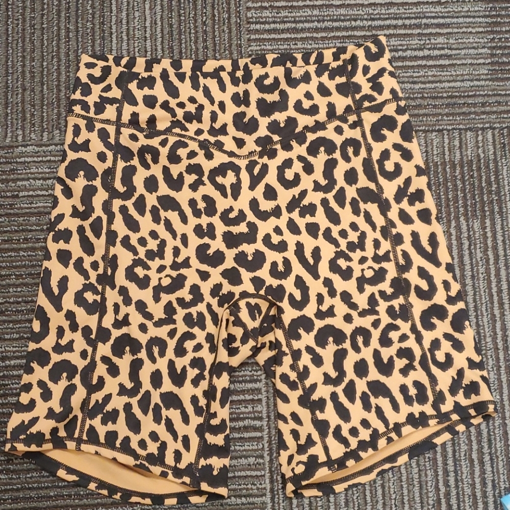 Balance Athletica Kingdom rider short, size Large